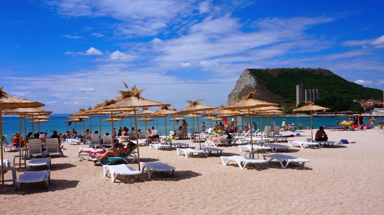 Каварна Хилс Апартаменти - Kavarna Hills Apartments Dış mekan fotoğraf