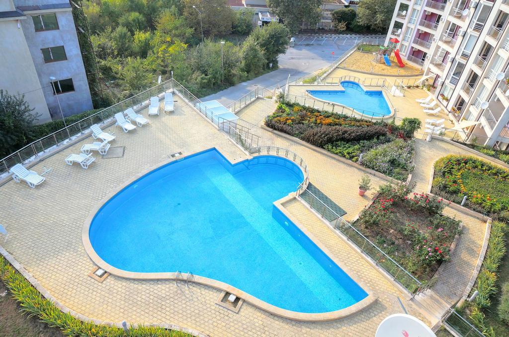Каварна Хилс Апартаменти - Kavarna Hills Apartments Dış mekan fotoğraf