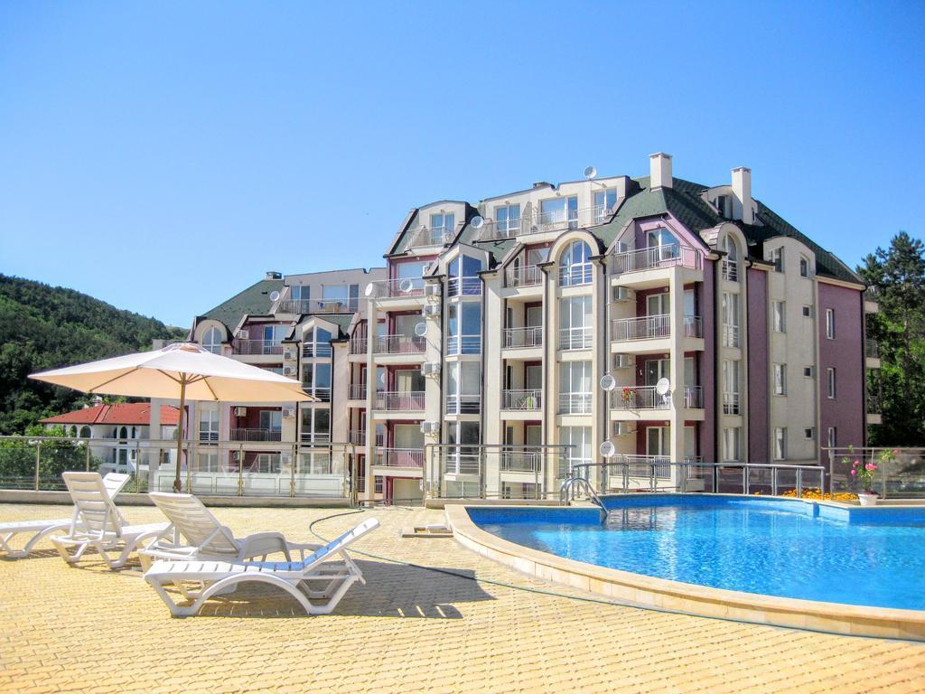 Каварна Хилс Апартаменти - Kavarna Hills Apartments Dış mekan fotoğraf